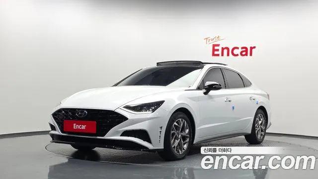 Hyundai Sonata 2022 — photo 1