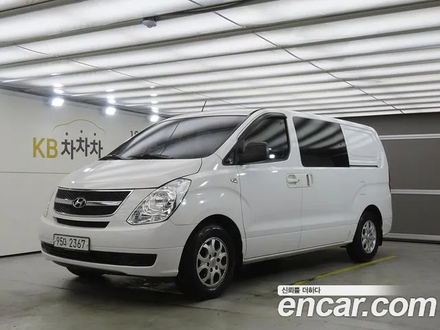Hyundai Starex 2013 — photo 1