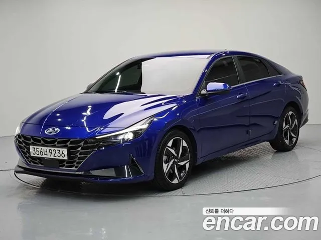 Hyundai AVANTE 2021 — photo 1