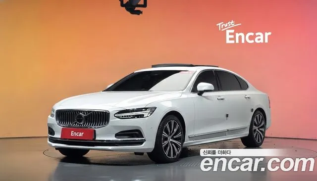 Volvo S90 2023 — photo 1