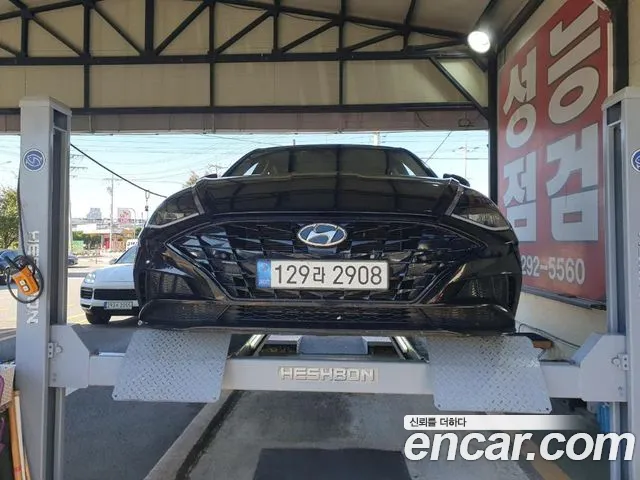 Hyundai Sonata 2022 — photo 1