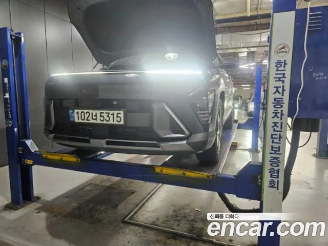 Hyundai Kona 2023 — photo 1