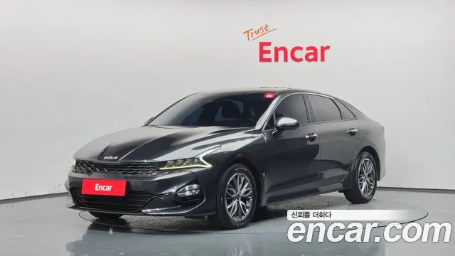 Kia K5 2023 — photo 1