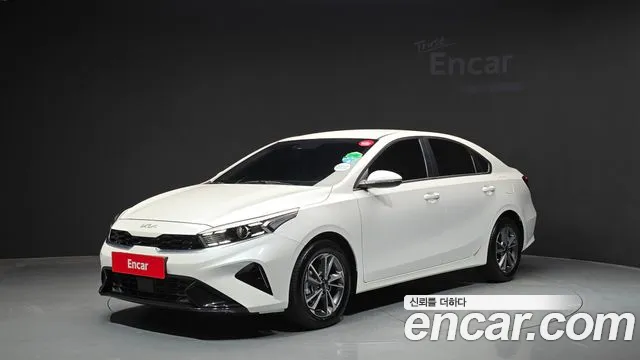Kia K3 2023 — photo 1