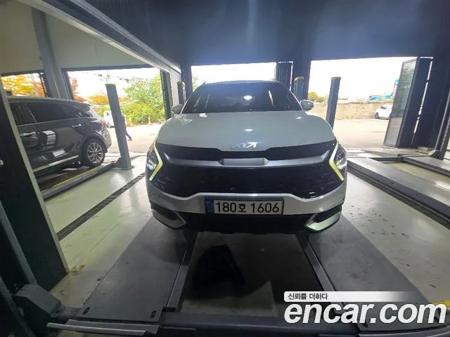 Kia Sportage 2022 — photo 1
