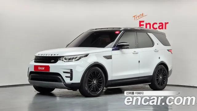 Land Rover Discovery 2018 — photo 1