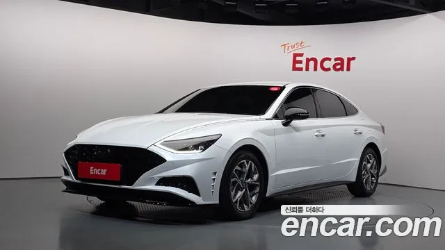 Hyundai Sonata 2022 — photo 1