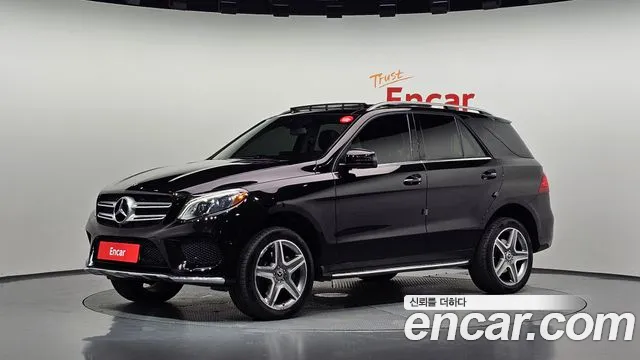 Mercedes-Benz GLE-Class 2018 — photo 1