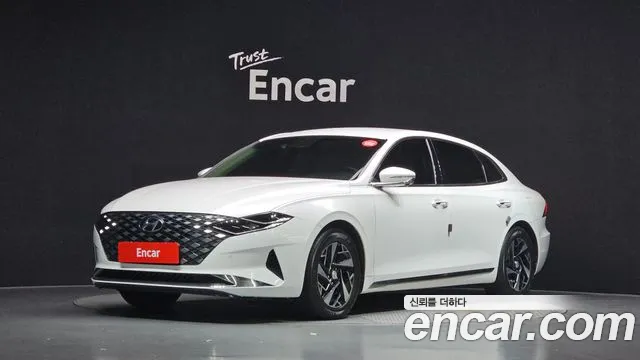 Hyundai Grandeur 2022 — photo 1