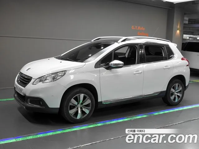 Peugeot 2008 2017 — photo 1