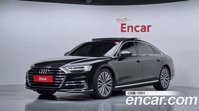 Audi A8 2021 — photo 1