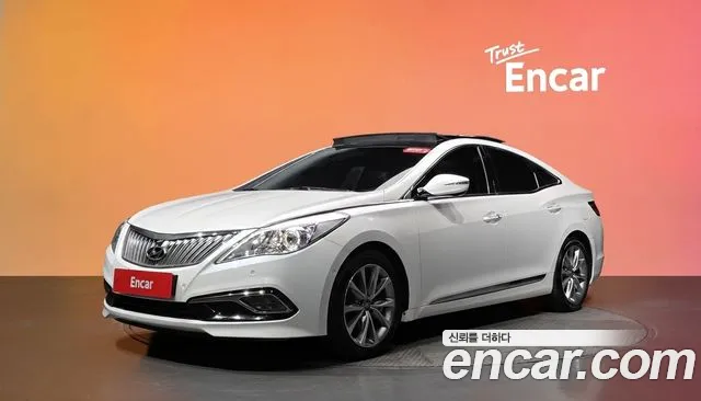 Hyundai Grandeur 2015 — photo 1