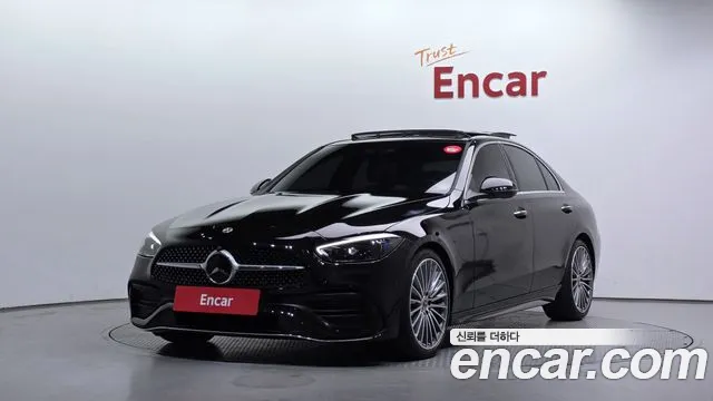 Mercedes-Benz C-Class 2023 — photo 1