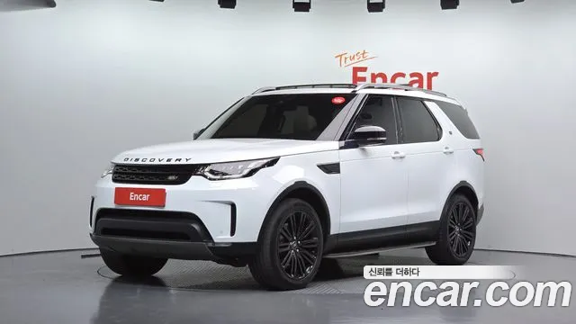 Land Rover Discovery 2017 — photo 1