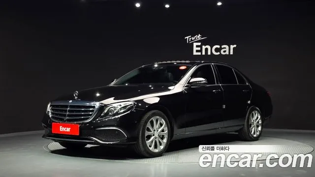 Mercedes-Benz E-Class 2019 — photo 1