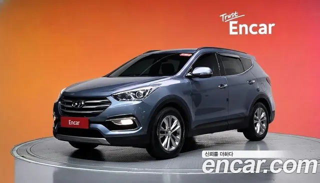 Hyundai Santafe 2016 — photo 1