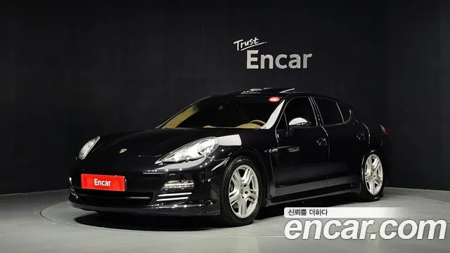 Porsche Panamera 2010 — photo 1