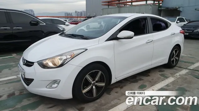 Hyundai AVANTE 2012 — photo 1
