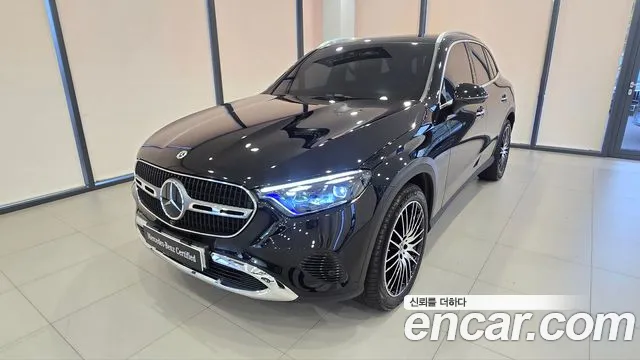 Mercedes-Benz GLC-Class 2026 — photo 1