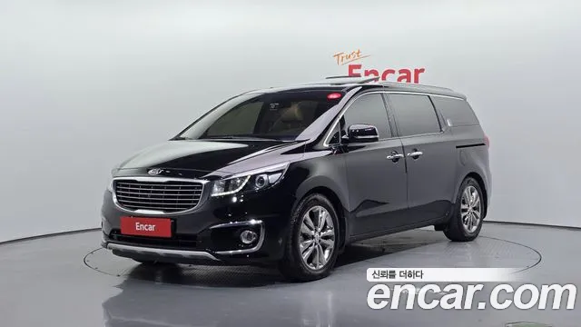 Kia Canival 2017 — photo 1