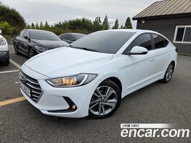 Hyundai AVANTE 2018 — photo 1