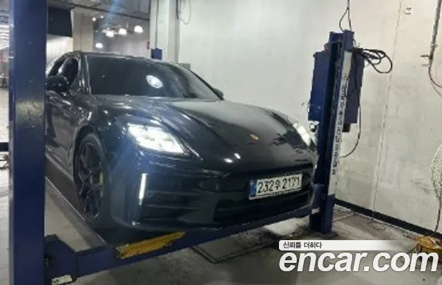 Porsche Panamera 2025 — photo 1