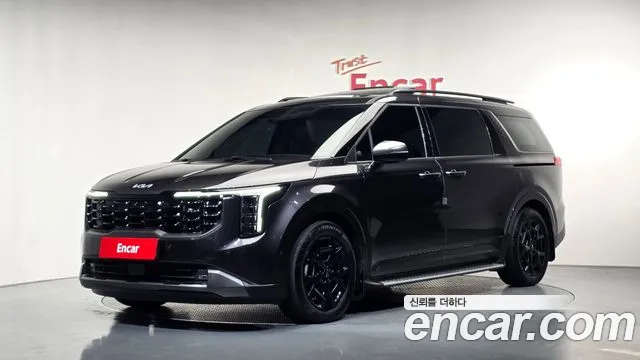 Kia Canival 2025 — photo 1