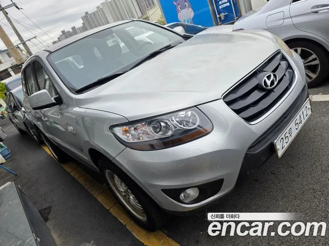 Hyundai Santafe 2010 — photo 1