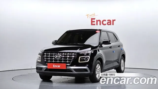 Hyundai Venue 2023 — photo 1