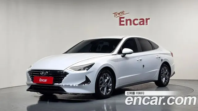Hyundai Sonata 2023 — photo 1