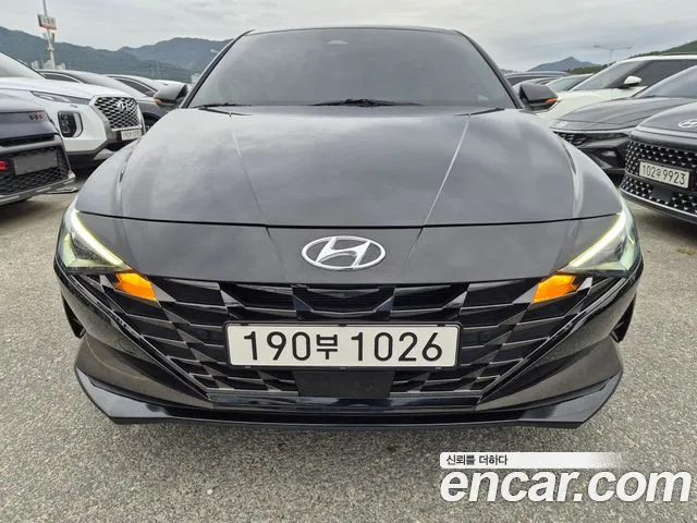 Hyundai AVANTE 2023 — photo 1