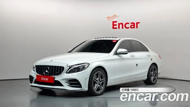 Mercedes-Benz C-Class 2017 — photo 1