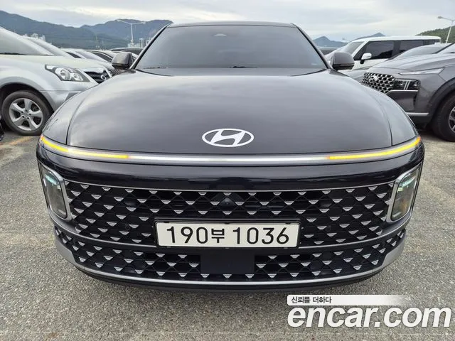 Hyundai Grandeur 2023 — photo 1