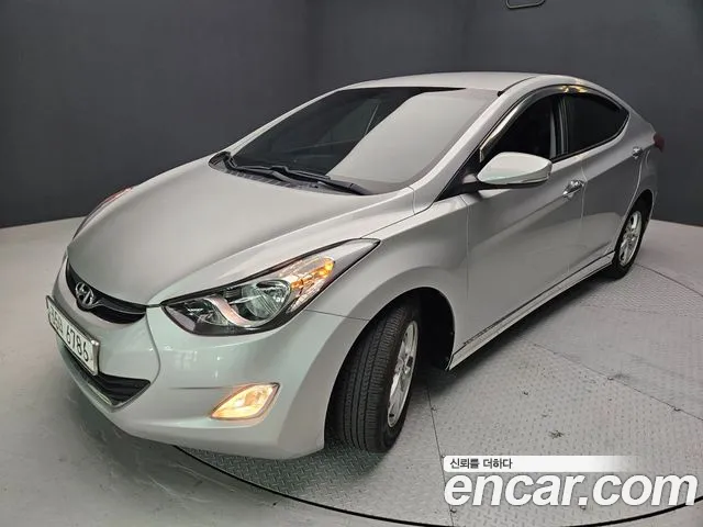 Hyundai AVANTE 2012 — photo 1