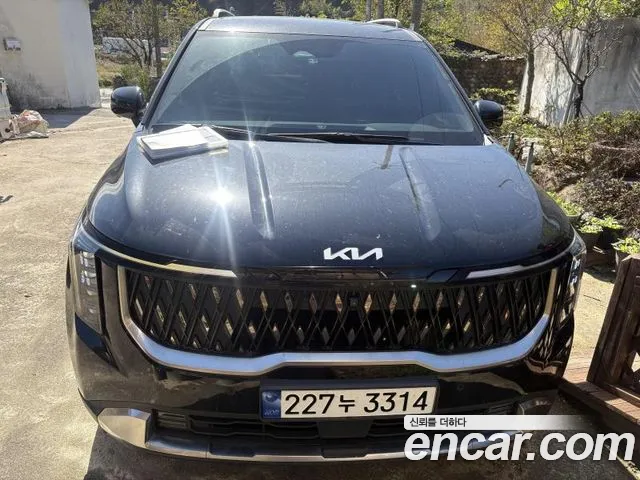 Kia Canival 2024 — photo 1