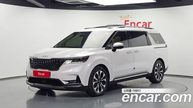 Kia Canival 2022 — photo 1