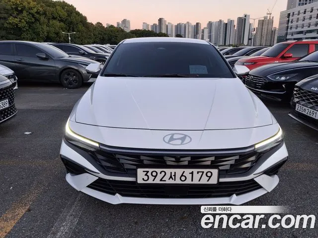 Hyundai AVANTE 2026 — photo 1