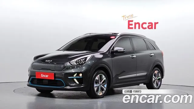 Kia Niro 2022 — photo 1