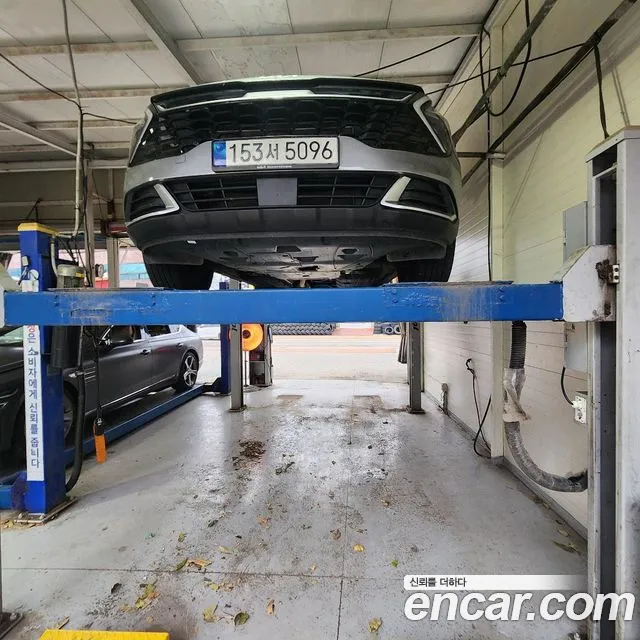 Kia Sportage 2023 — photo 1