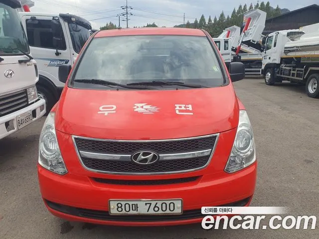 Hyundai Starex 2010 — photo 1