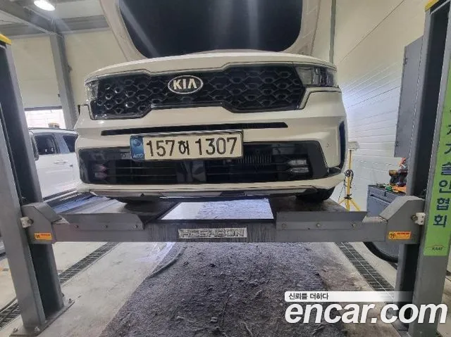 Kia Sorento 2021 — photo 1