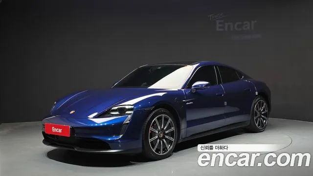 Porsche Taycan 2021 — photo 1