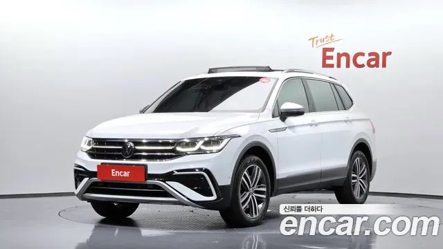 Volkswagen Tiguan 2023 — photo 1