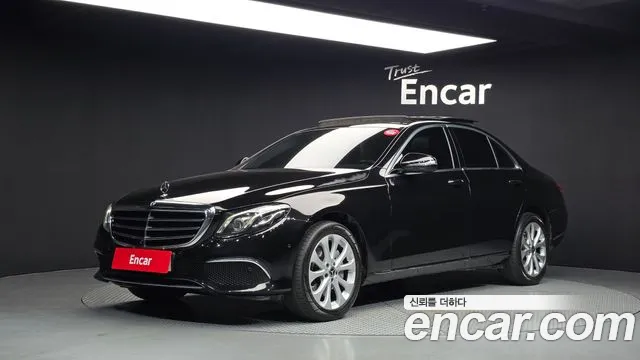 Mercedes-Benz E-Class 2019 — photo 1