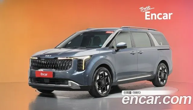 Kia Canival 2024 — photo 1
