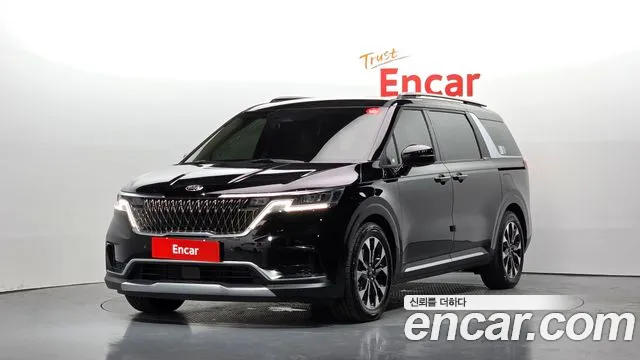 Kia Canival 2021 — photo 1