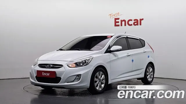 Hyundai Accent 2017 — photo 1