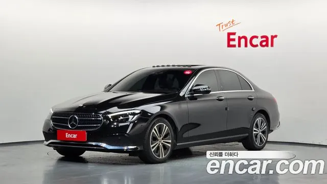 Mercedes-Benz E-Class 2021 — photo 1