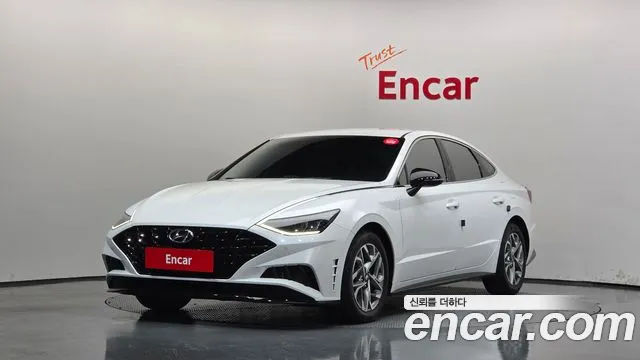 Hyundai Sonata 2022 — photo 1