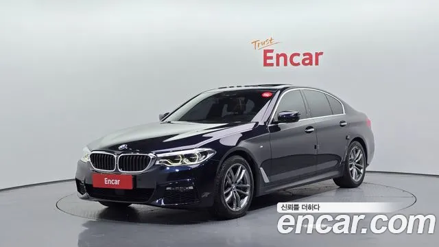BMW 5-Series 2018 — photo 1